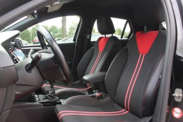 Voertuigafbeelding 3