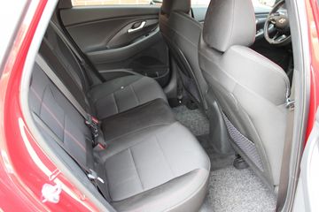 Voertuigafbeelding 9