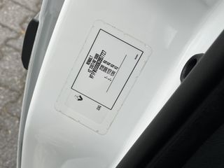 Voertuigafbeelding 25