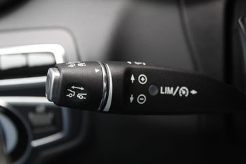 Voertuigafbeelding 35