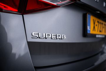 Voertuigafbeelding 12