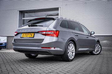 Voertuigafbeelding 14