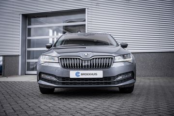 Voertuigafbeelding 3