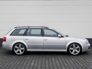 Voertuigafbeelding 12