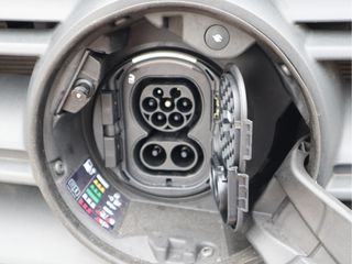 Voertuigafbeelding 4