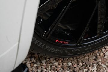 Voertuigafbeelding 30