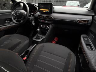 Voertuigafbeelding 13