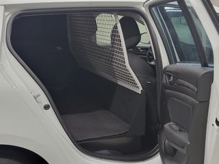 Voertuigafbeelding 7