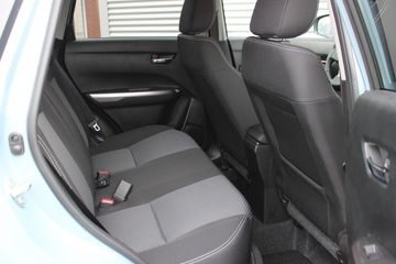 Voertuigafbeelding 9