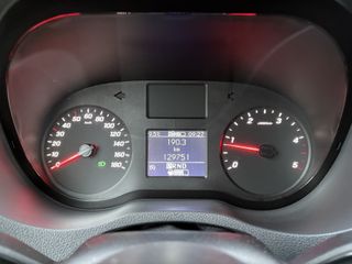 Voertuigafbeelding 12