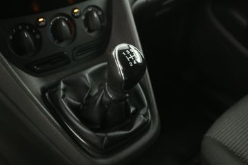 Voertuigafbeelding 17