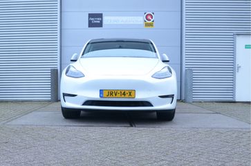 Voertuigafbeelding 4