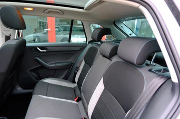 Voertuigafbeelding 24