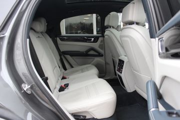 Voertuigafbeelding 11