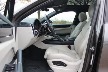 Voertuigafbeelding 9