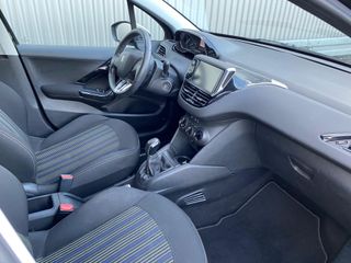 Voertuigafbeelding 16