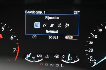 Voertuigafbeelding 36