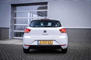 Voertuigafbeelding 12