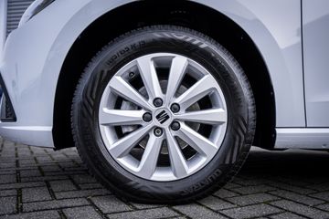 Voertuigafbeelding 6