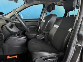 Voertuigafbeelding 24