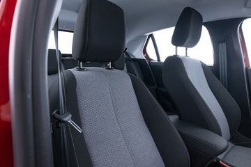 Voertuigafbeelding 4