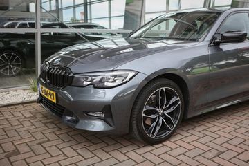 Voertuigafbeelding 23