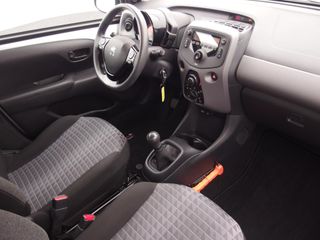 Voertuigafbeelding 30