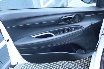 Voertuigafbeelding 8