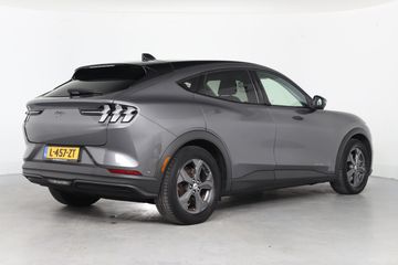 Voertuigafbeelding 8