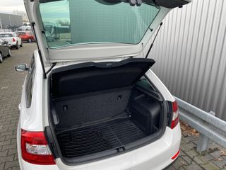 Voertuigafbeelding 13