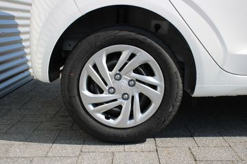 Voertuigafbeelding 14