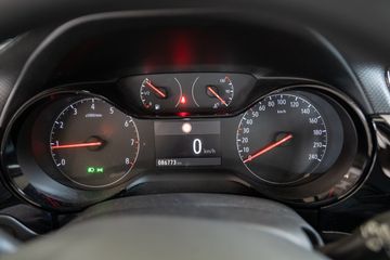 Voertuigafbeelding 14