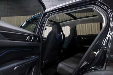 Voertuigafbeelding 5