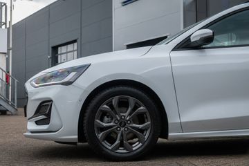 Voertuigafbeelding 6