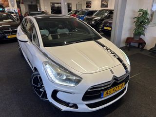 Voertuigafbeelding 1