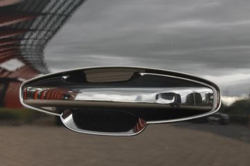 Voertuigafbeelding 8