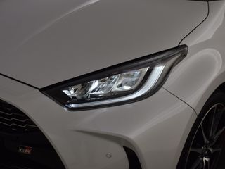 Voertuigafbeelding 8