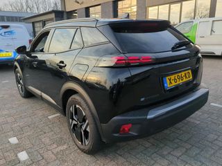 Voertuigafbeelding 3