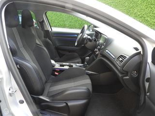 Voertuigafbeelding 22