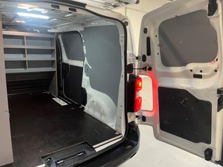 Voertuigafbeelding 31