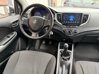 Voertuigafbeelding 6