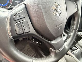 Voertuigafbeelding 9