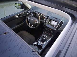 Voertuigafbeelding 16