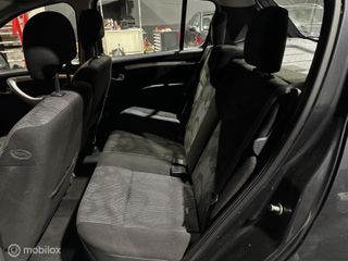 Voertuigafbeelding 10