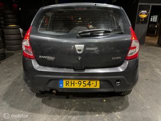 Voertuigafbeelding 8