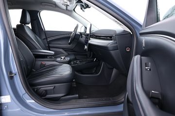 Voertuigafbeelding 5