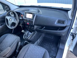 Voertuigafbeelding 24