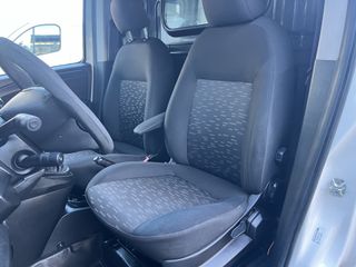 Voertuigafbeelding 25