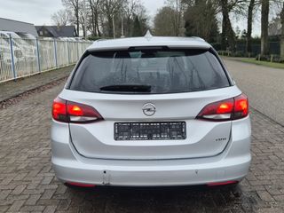 Voertuigafbeelding 8