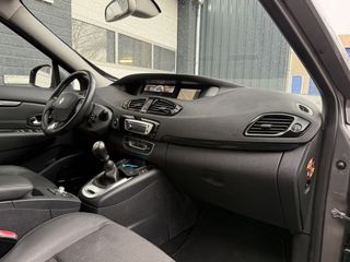 Voertuigafbeelding 13